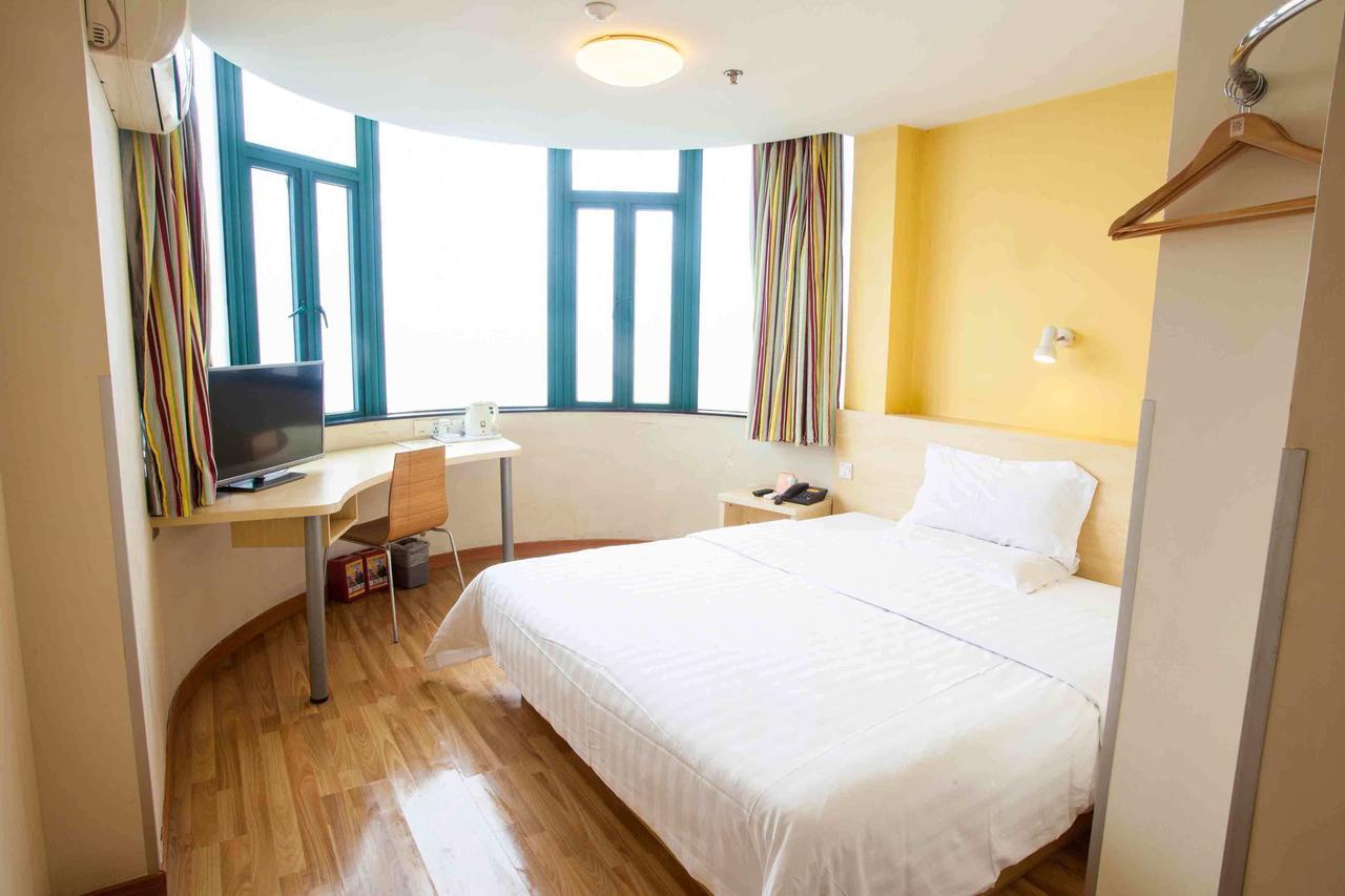 7Days Inn Wuhan Airport Panlong City Esterno foto